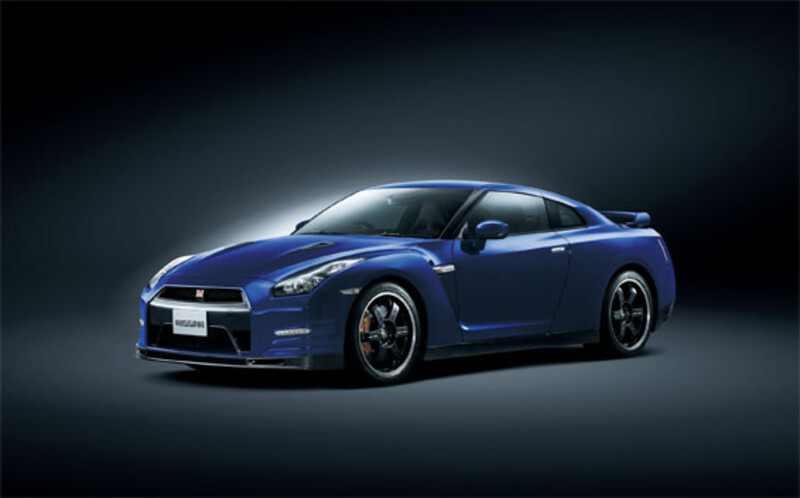 NISSAN GT-R