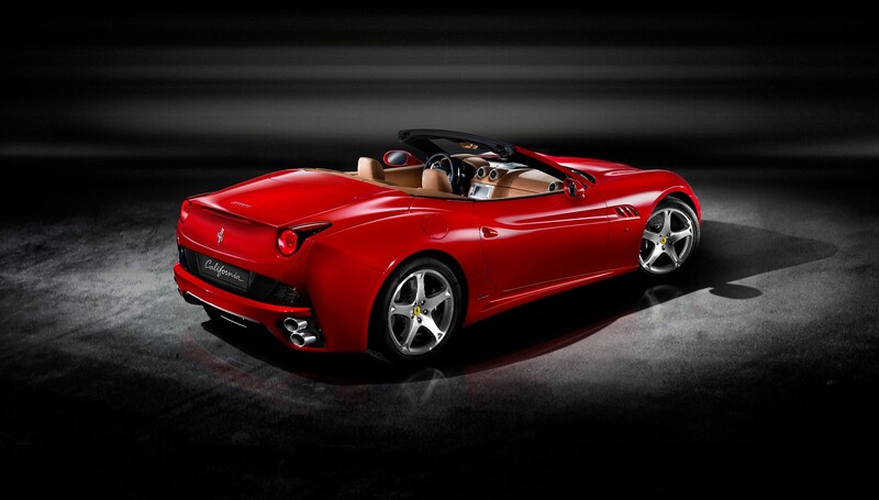 Ferrari California カタログ カリフォルニア（フェラーリ）の歴代モデル・グレード別カタログ