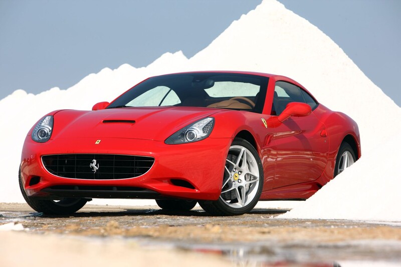 Ferrari California カタログ カリフォルニア（フェラーリ）のカタログ｜中古車なら