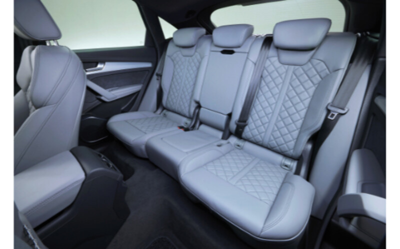 SQ5 スポーツバック