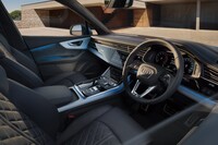 Q7