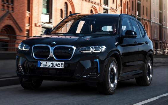BMW iX3 新型・現行モデル
