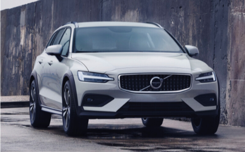 VOLVO V60 後期クロスカントリー フロントグリル 純正 新車外し ボルボ V60クロスカントリー(2020年11月モデル) の新車情報