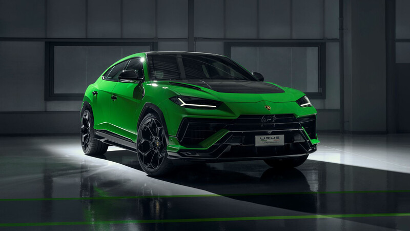 新型車も多数！ランボルギーニ ウルス レッド（赤） 中古車情報