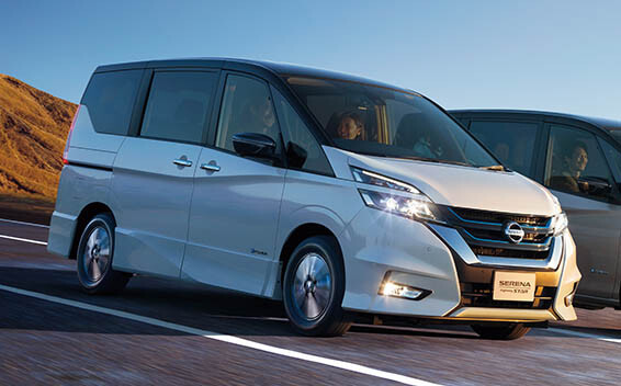 日産 セレナ e-POWER 新型・現行モデル