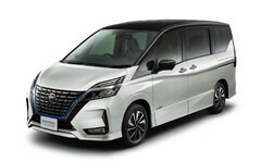 日産 セレナ e-POWER