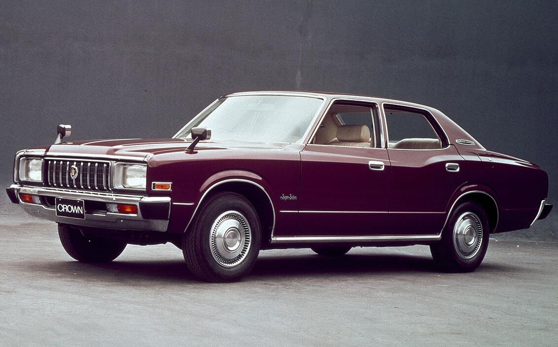 トヨタ クラウン 新型・現行モデル