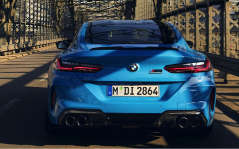 BMW M8 カタログ 非売品 M8（BMW）のカタログ｜中古車なら【カーセンサーnet】
