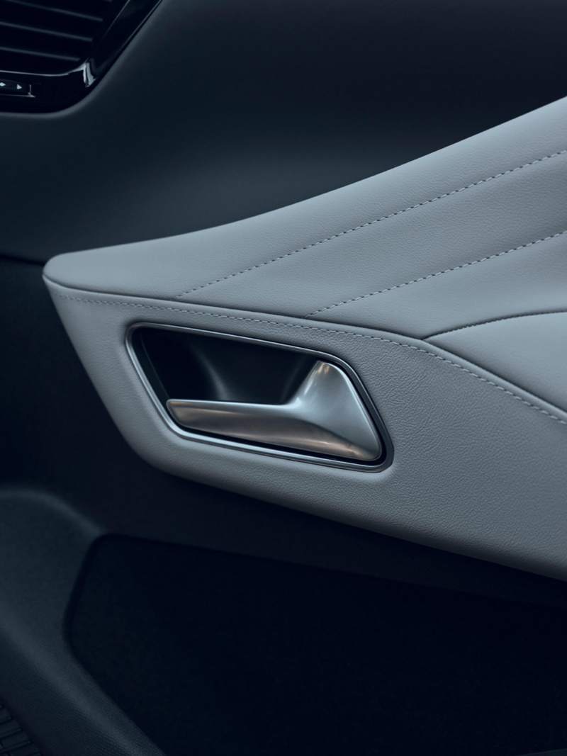 DS4 E-TENSE