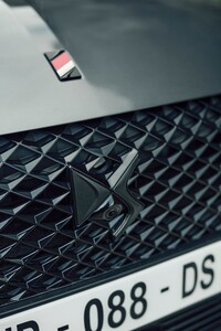 DS4 E-TENSE