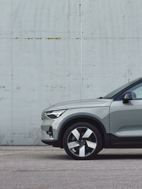 XC40リチャージ ピュアエレクトリック