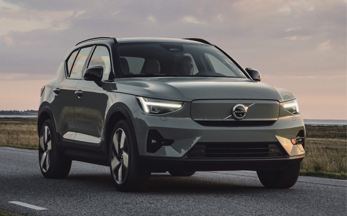 ボルボ XC40リチャージ ピュアエレクトリックリチャージ アルティメット ツインモーター_RHD_AWD の新車情報・カタログ carview!