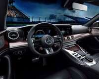 AMG GT 4ドアクーペ