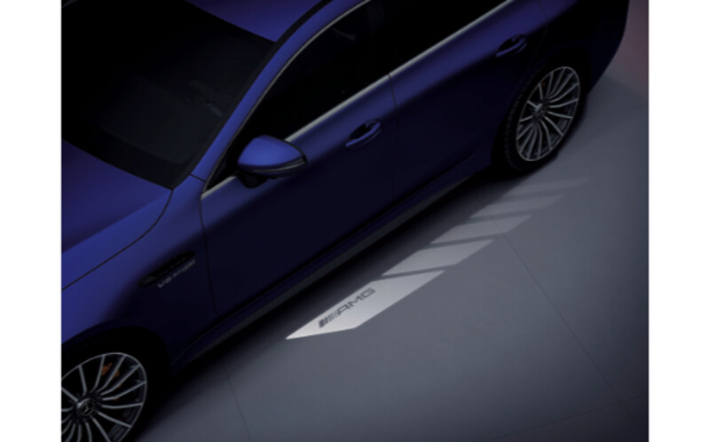 AMG GT 4ドアクーペ