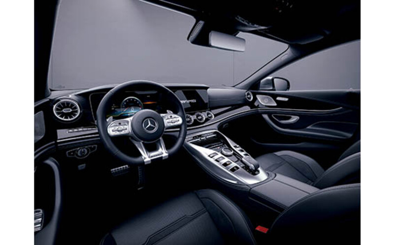 AMG GT 4ドアクーペ