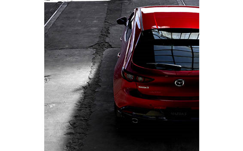 MAZDA3 ファストバックハイブリッド