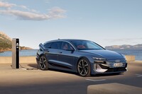 S6 アバント e-tron