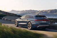 S6 アバント e-tron