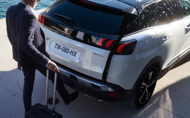3008 PHEV