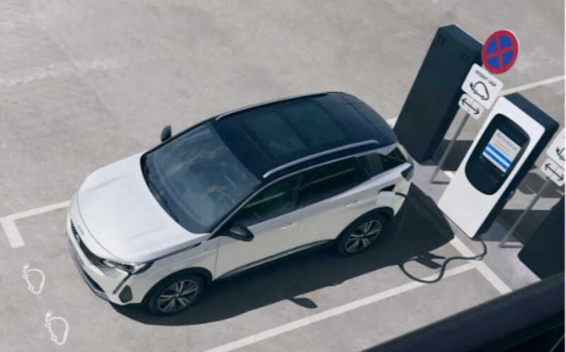 3008 PHEV