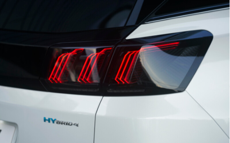3008 PHEV