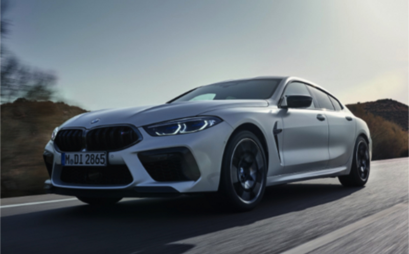 BMW M8 カタログ 非売品 M8（BMW）のカタログ｜中古車なら【カーセンサーnet】