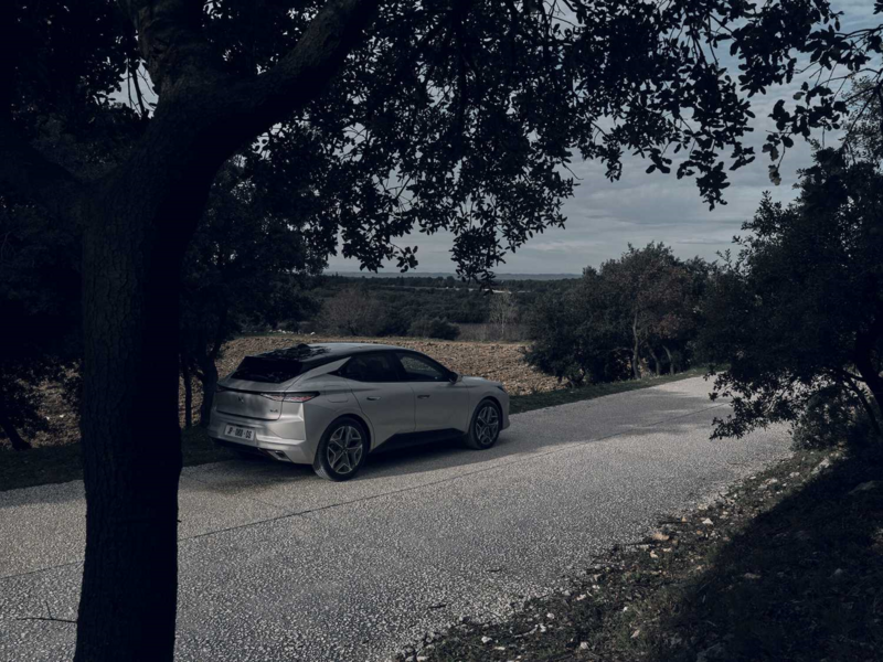 DSオートモビル DS4 新車情報・カタログ - carview!
