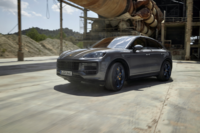カイエン クーペ PHV
