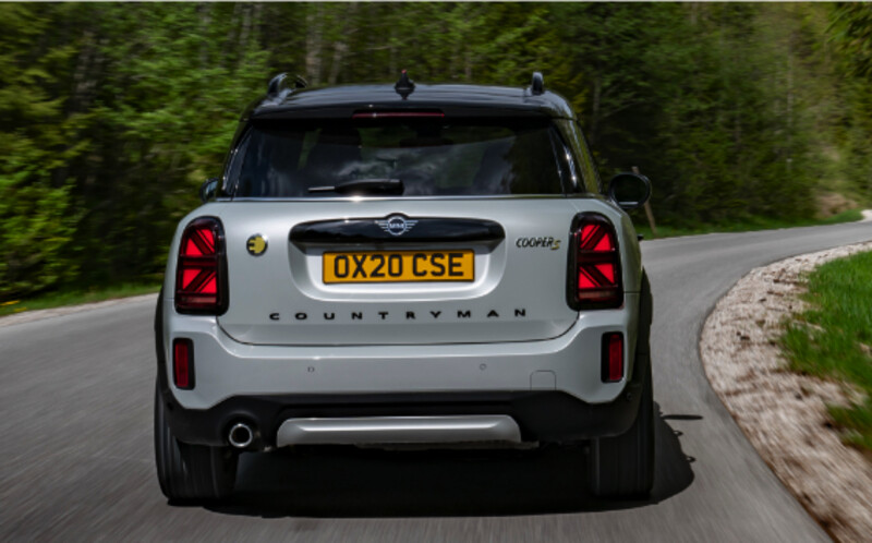 MINI Crossoverハイブリッド