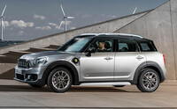 MINI Crossoverハイブリッド