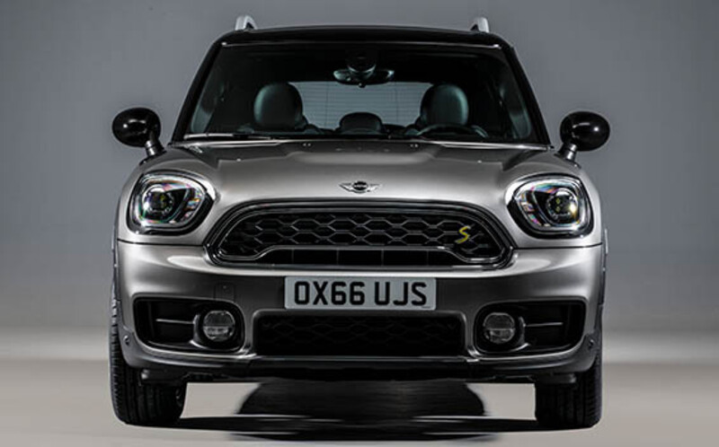 MINI Crossoverハイブリッド
