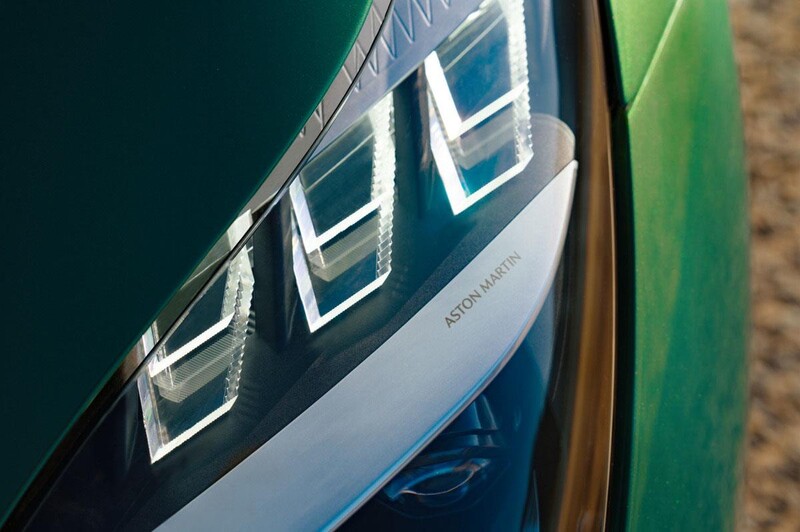 DB12