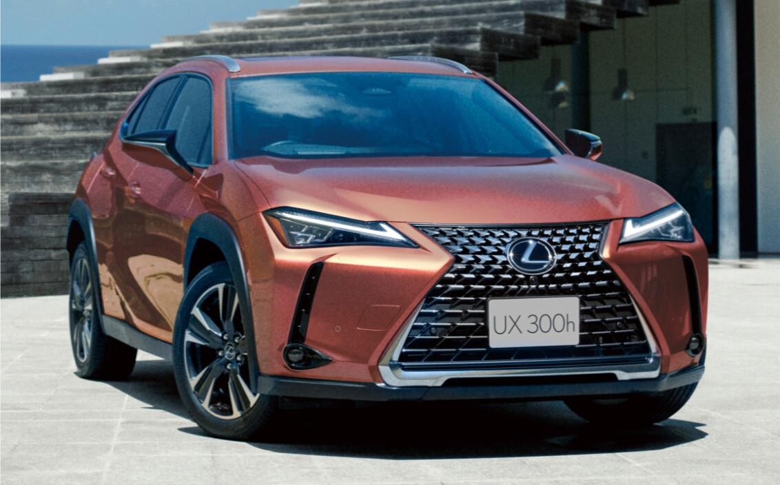 レクサス UXハイブリッド 新型・現行モデル