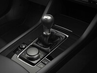 MAZDA3 セダン