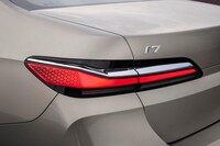 i7