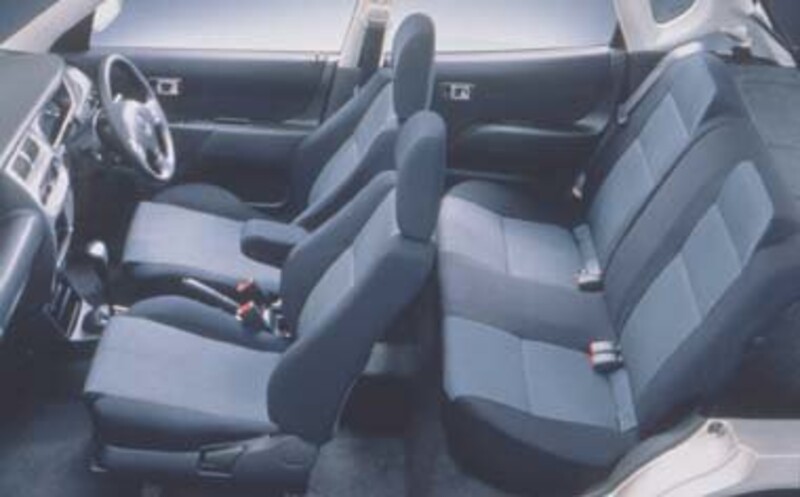 トヨタ デュエット(2000年5月モデル) の新車情報・カタログ