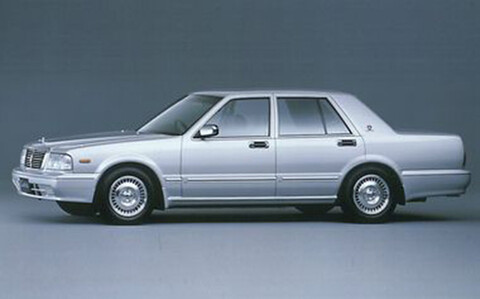 日産 セドリックセダン
