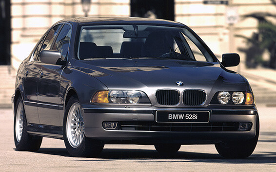 BMW 5シリーズ セダン 新型・現行モデル