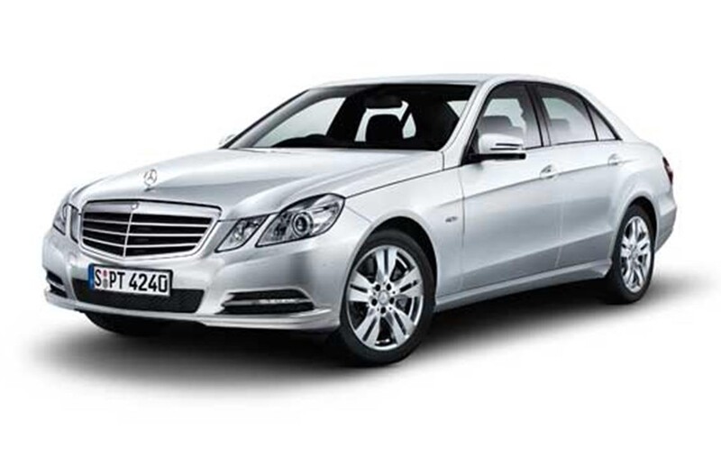 国内発送 メルセデス・ベンツ の新車 セダン(2010年8月モデル) Eクラス ミニカー