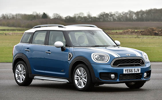 ミニ Mini Crossover 価格 評価 グレード情報 Carview