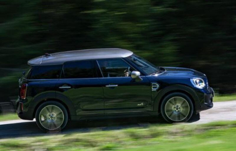 MINI Crossover
