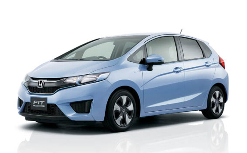 車のフィット2015年型 フィット（ホンダ）13G・Fパッケージ（2015年9月