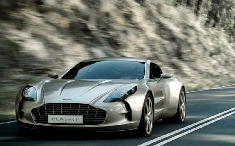 アストンマーティン One-77(2010年12月モデル) の新車情報