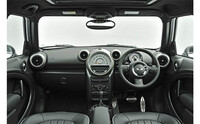 MINI Crossover