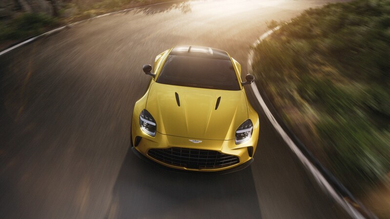 アストンマーチン　カタログ アストンマーティン V8ヴァンテージ クーペ 新車情報・カタログ
