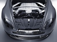 V12ヴァンテージ