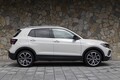 VWの小型SUV「Tクロス」が進化。国〇車の“ダサい安っぽい”が苦手な人向けベストアンサー