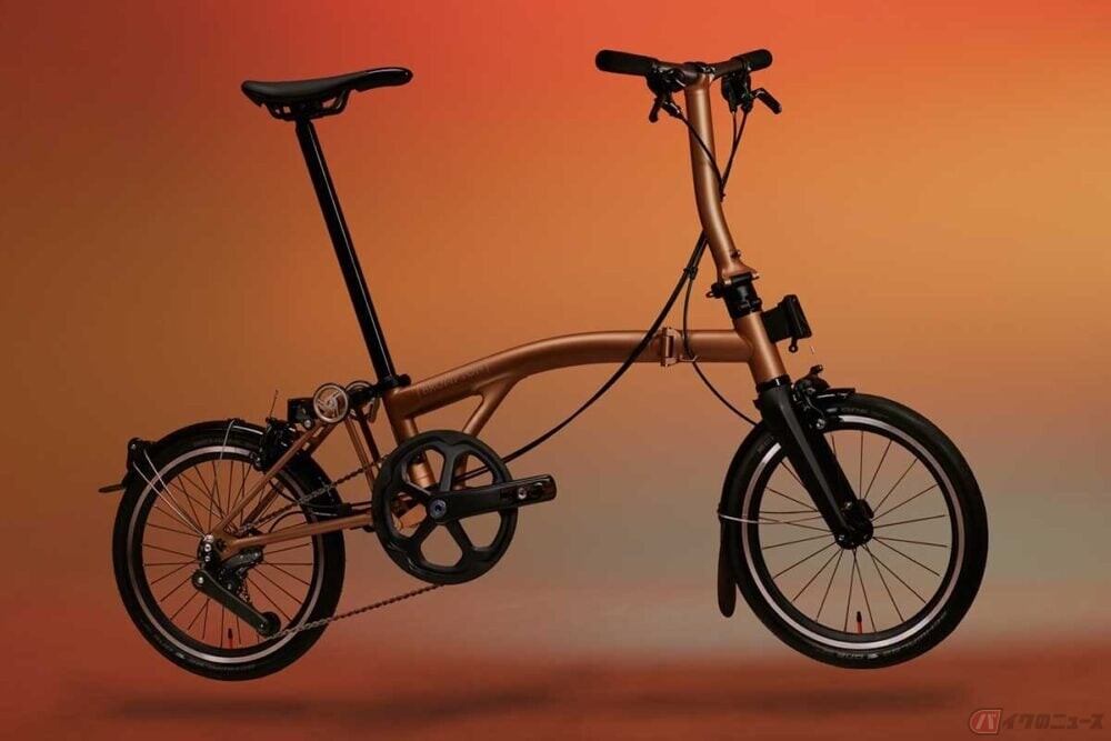 チタン製で100万円超の折りたたみ自転車「ブロンプトン」最軽量