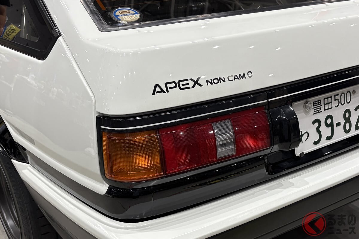 “6速MT搭載”のトヨタ「超すごい“AE86”」公開！ 斬新「2人乗り仕様」＆軽量ボディがイイ！ エンジン音も再現の超静音モデル「AE86 BEV Concept」登場