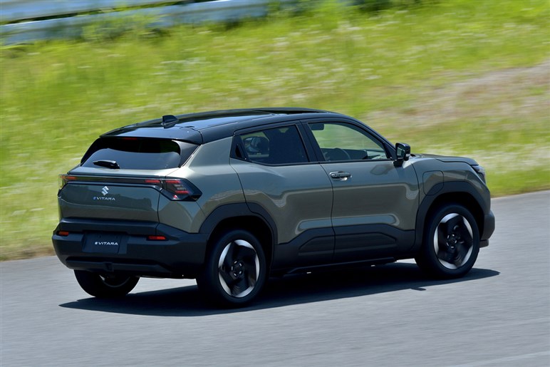 スズキ初のEV、新型「eビターラ」10月登場へ。気になる価格は400万円前半に？